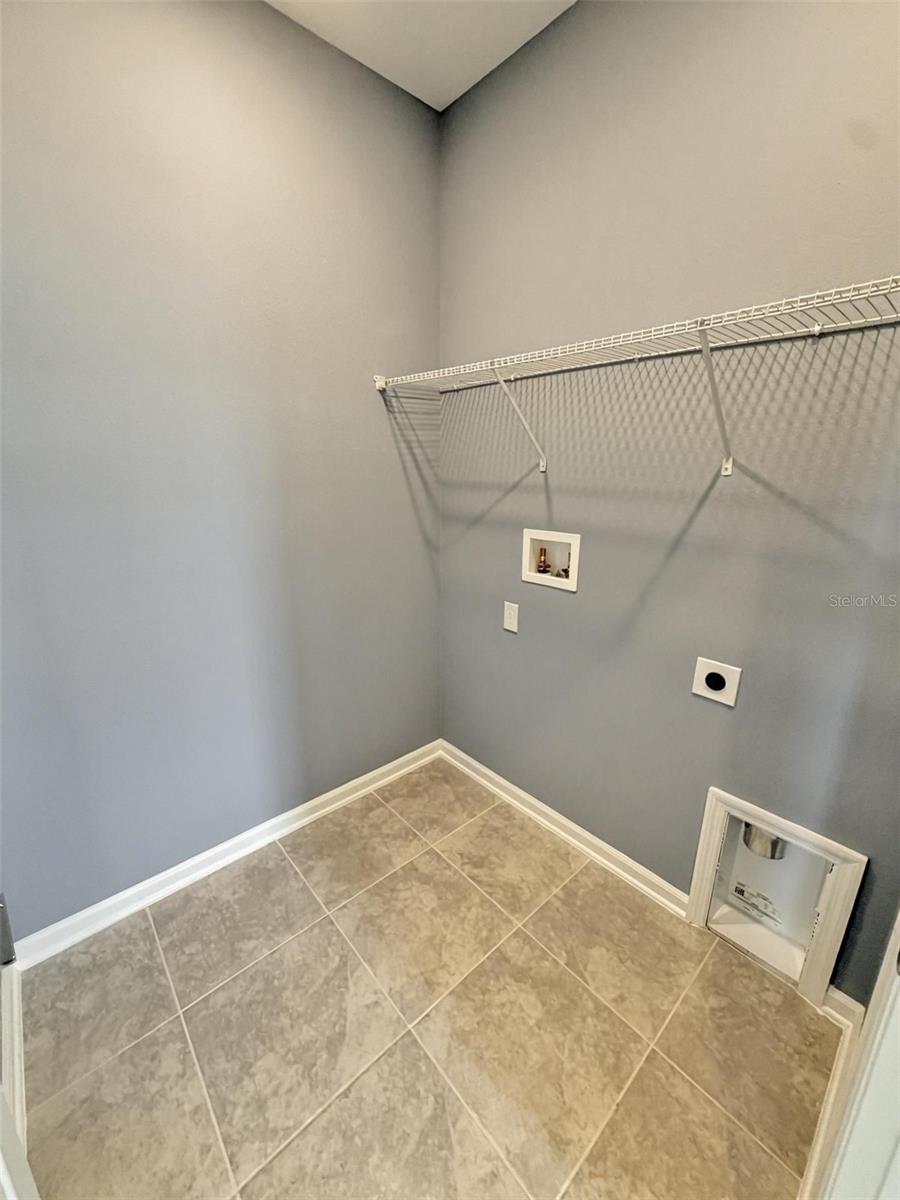 EVERBE PH 1A - Residential