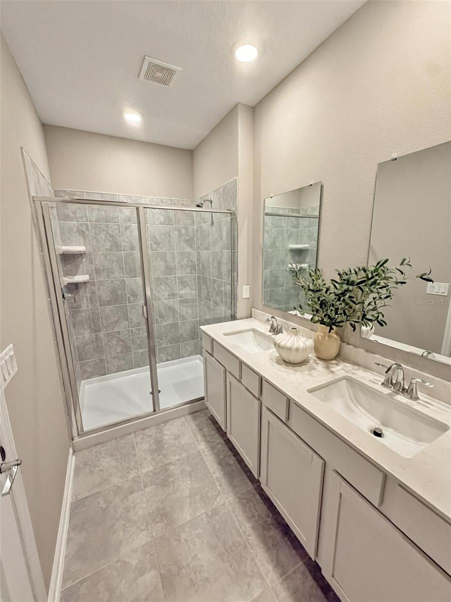 EVERBE PH 1A - Residential