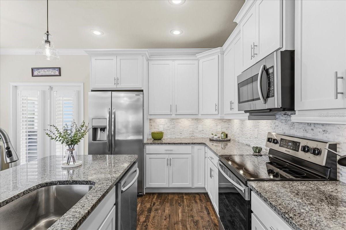 SOUTH POINTE PH 1 UNIT 5-B - Residential