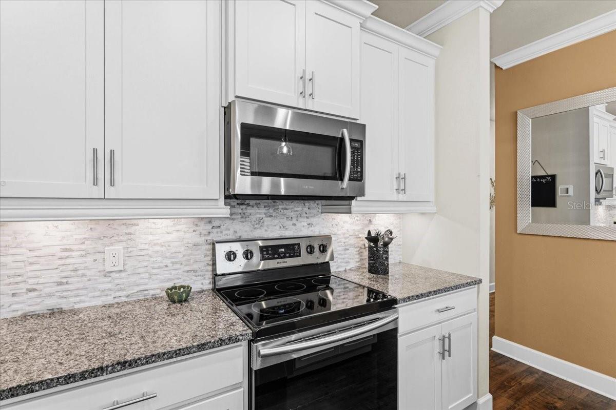 SOUTH POINTE PH 1 UNIT 5-B - Residential