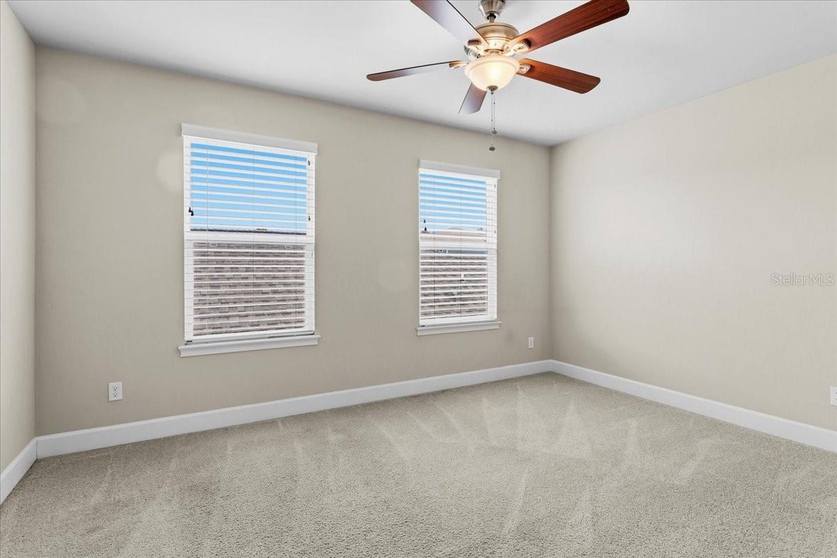 SOUTH POINTE PH 1 UNIT 5-B - Residential