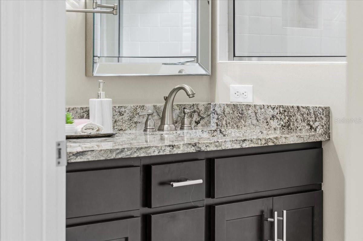 SOUTH POINTE PH 1 UNIT 5-B - Residential
