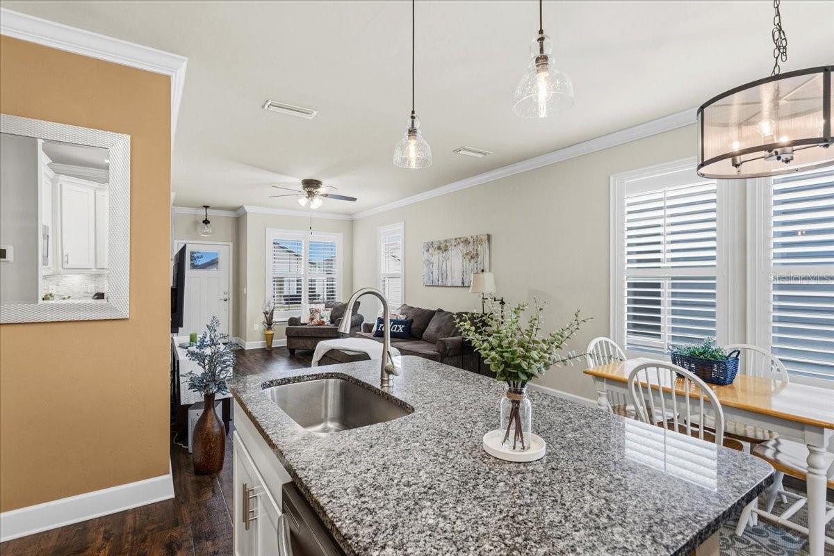 SOUTH POINTE PH 1 UNIT 5-B - Residential