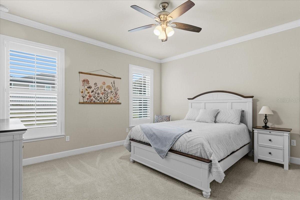 SOUTH POINTE PH 1 UNIT 5-B - Residential