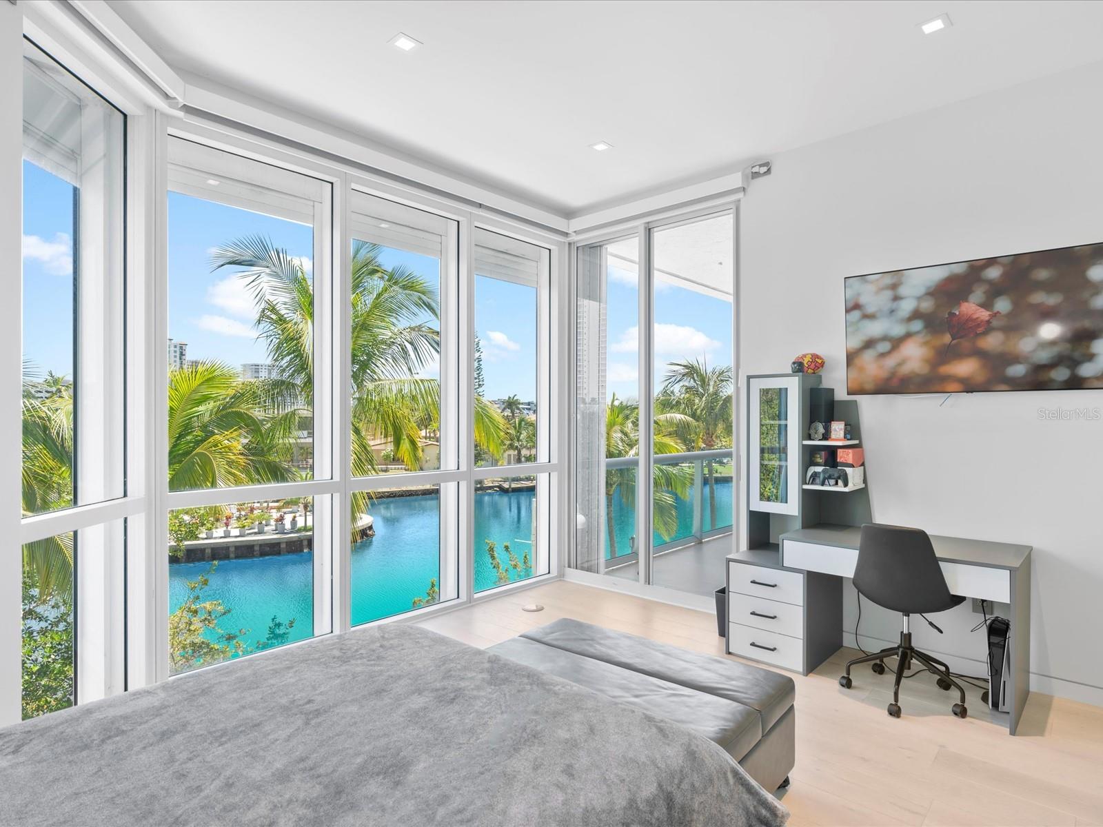 OCEANIA V CONDO - Residential