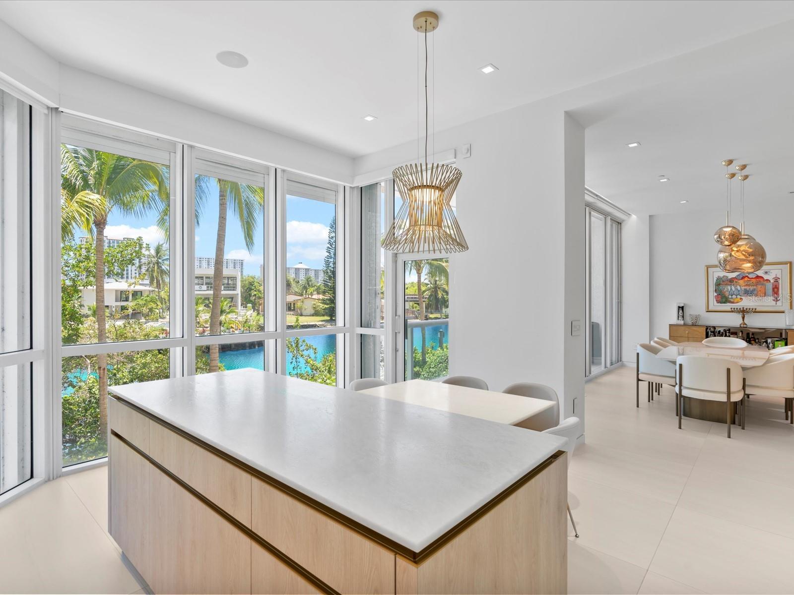 OCEANIA V CONDO - Residential