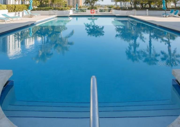 OCEANIA V CONDO - Residential