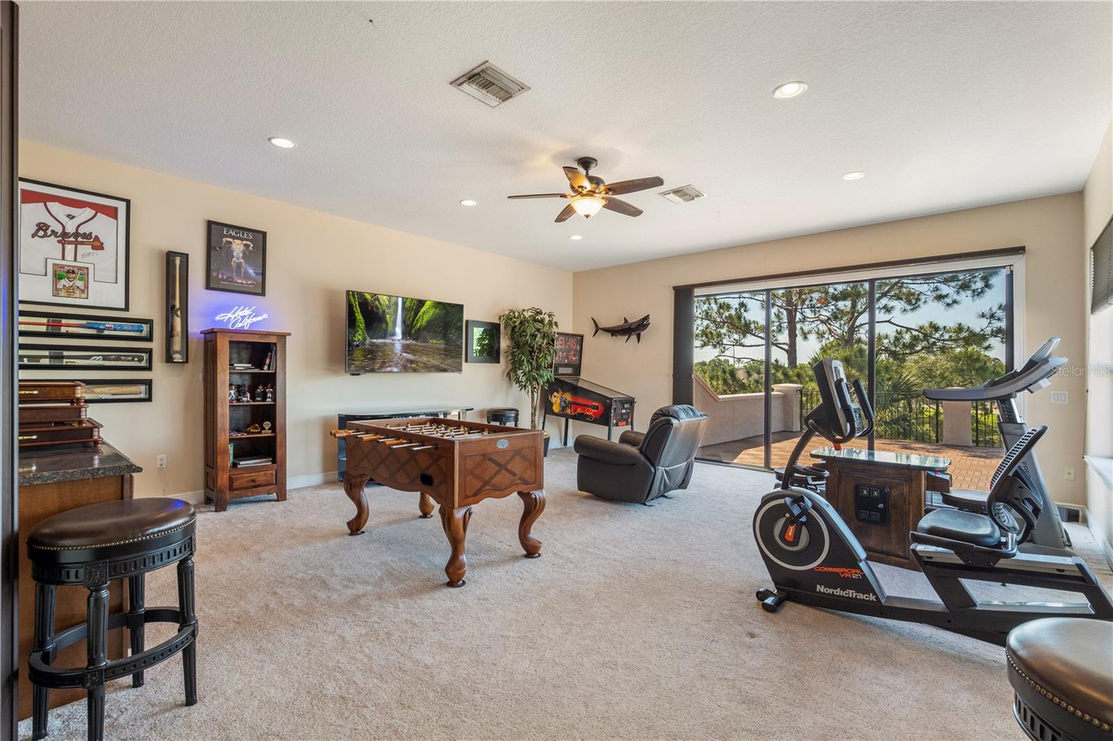 LAKE FOREST SEC 15 - Residential