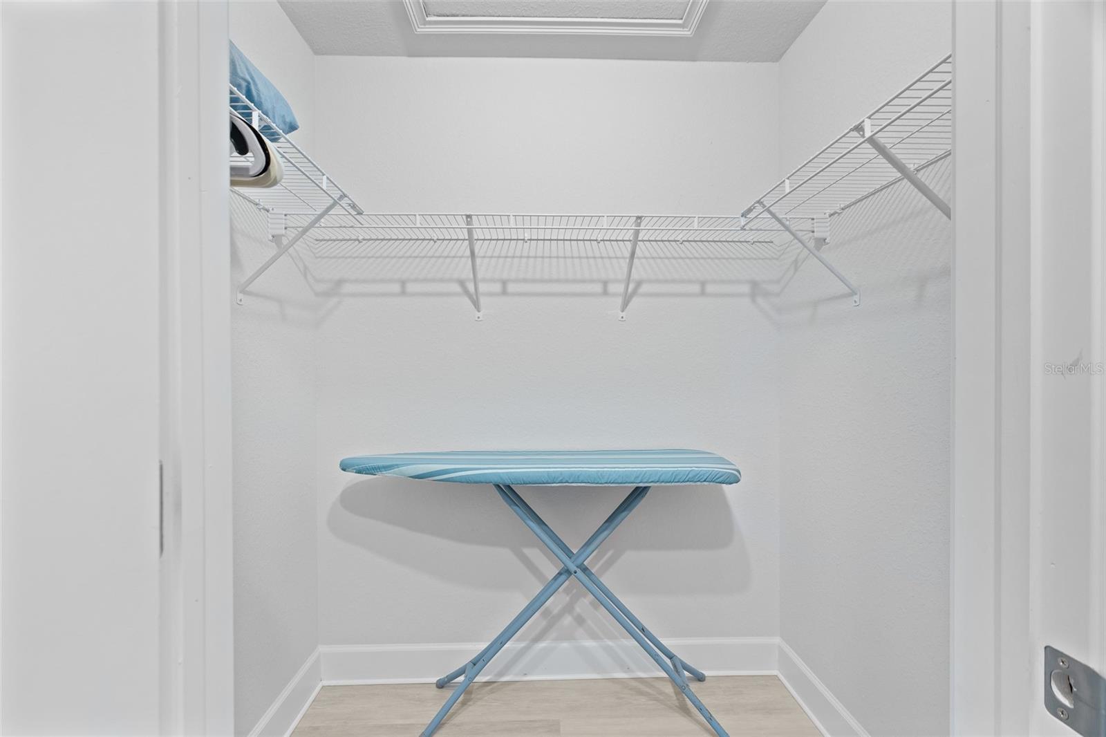 SOUTH VENICE - Residential