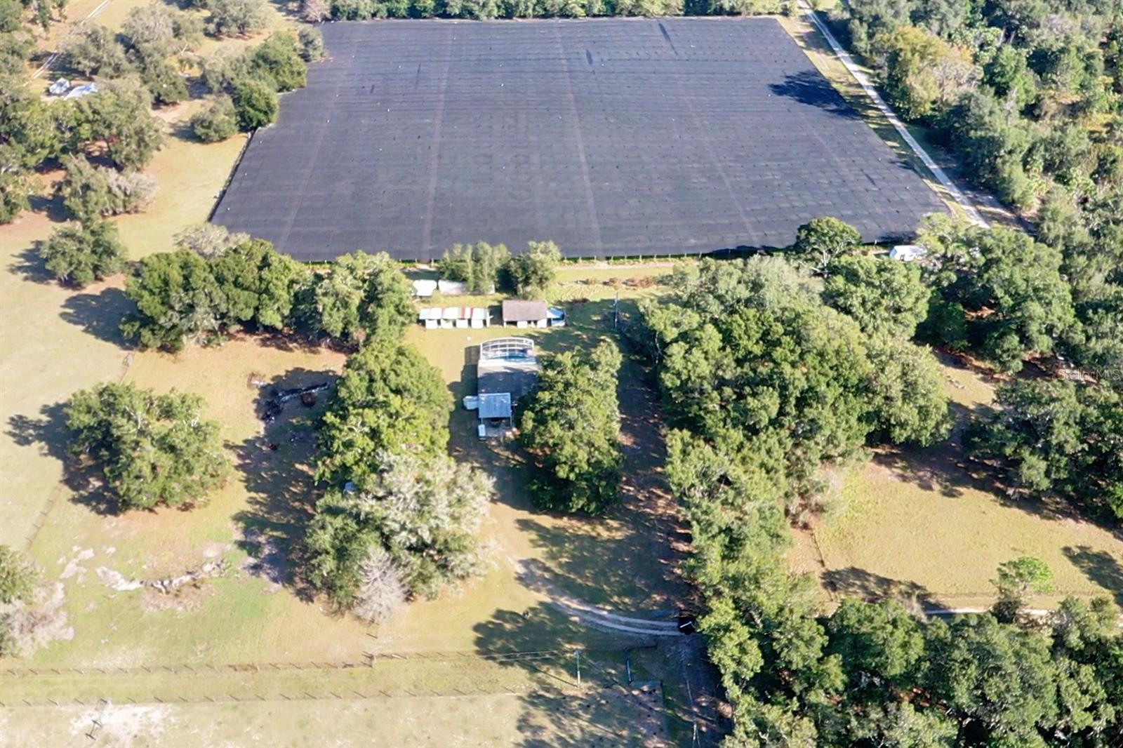 ACERAGE NON-SUBDIVISION - Residential