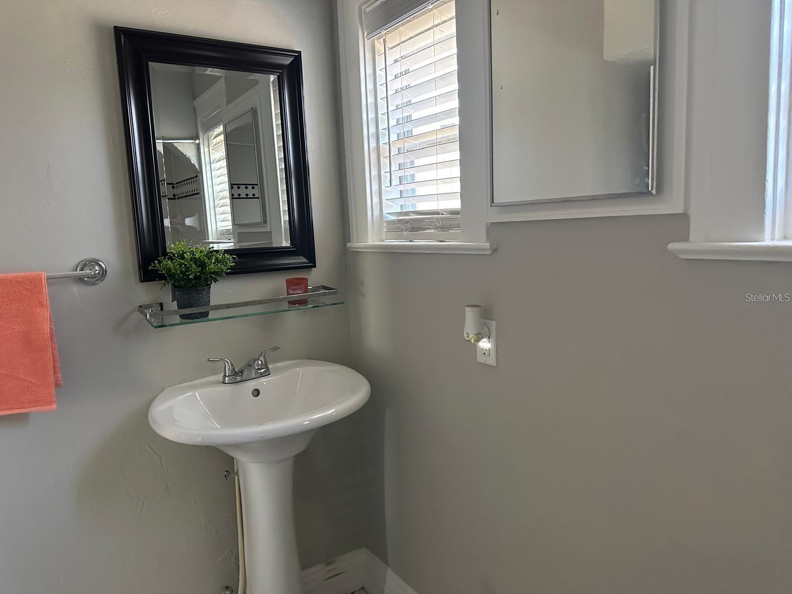 HART W H - Residential Lease