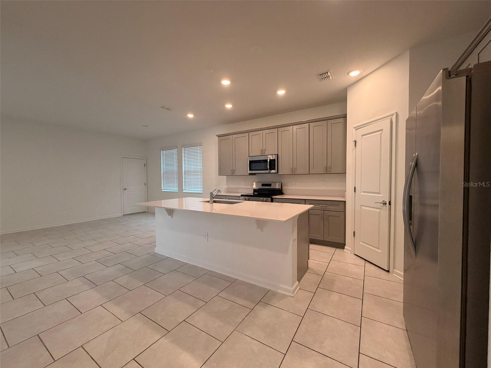 RHETTS RDG - Residential Lease