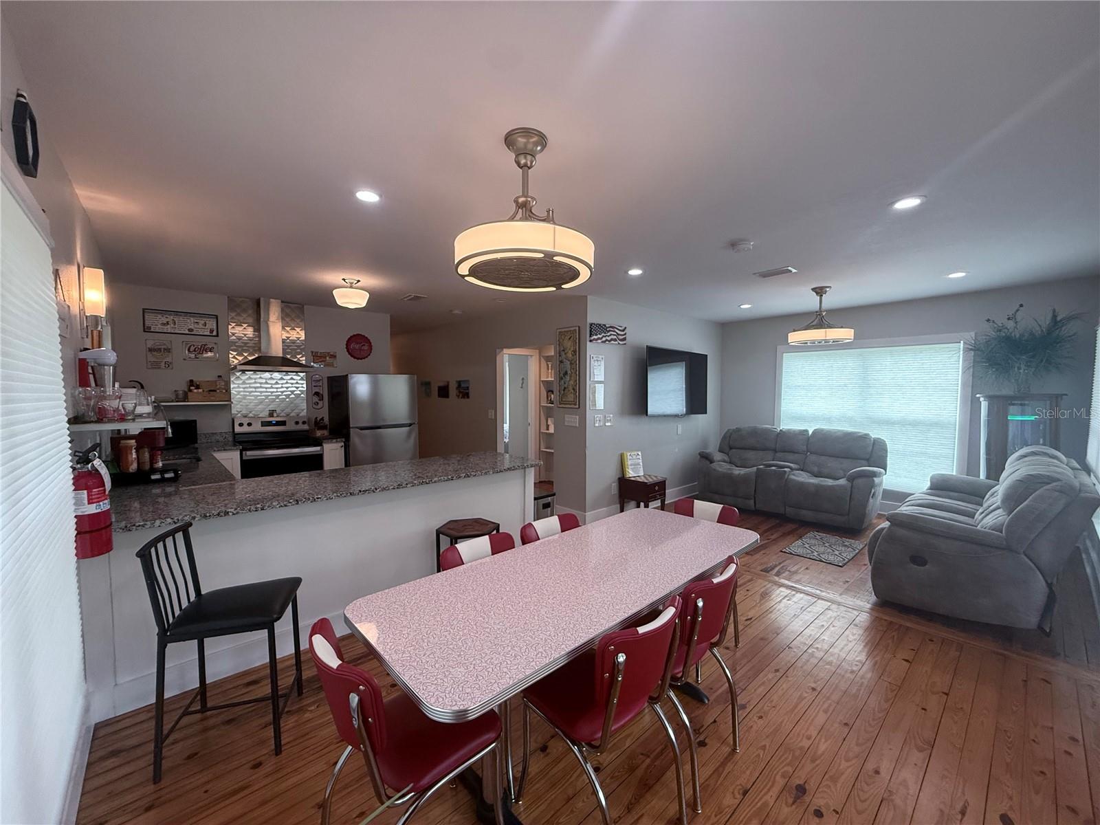 HILLSDALE - Residential