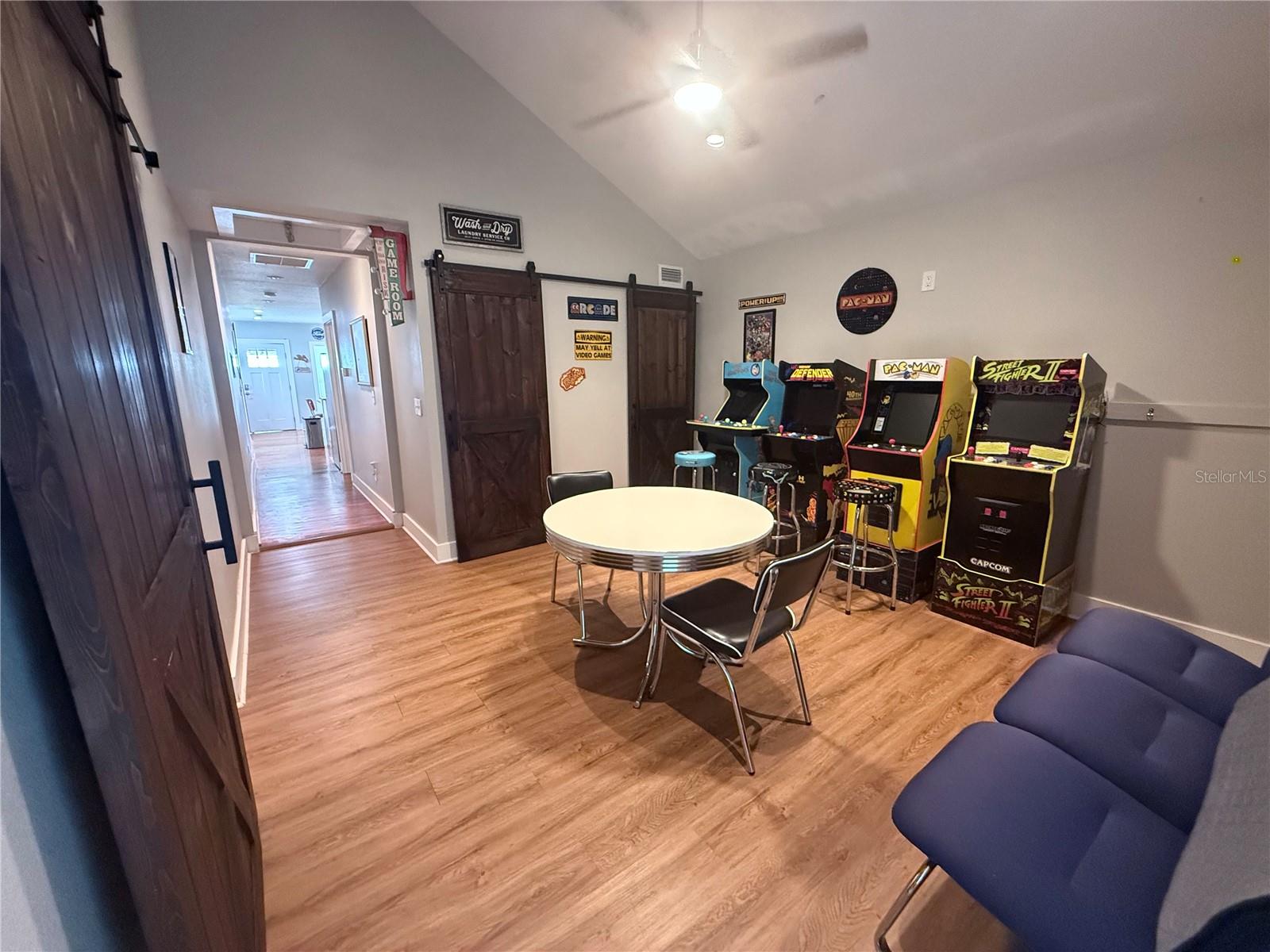 HILLSDALE - Residential