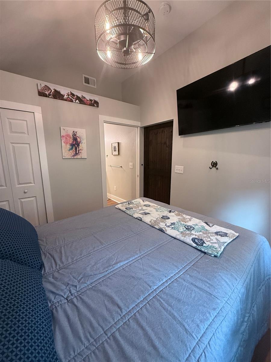 HILLSDALE - Residential