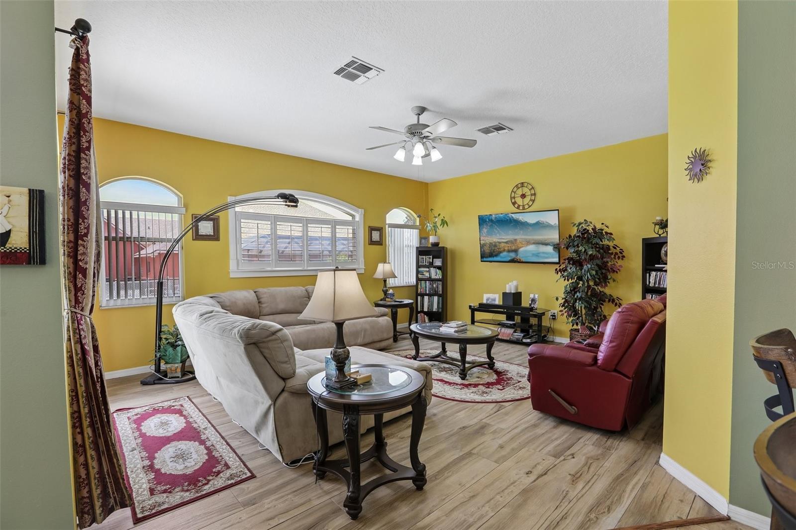 PRISTINE PLACE PH 2 - Residential