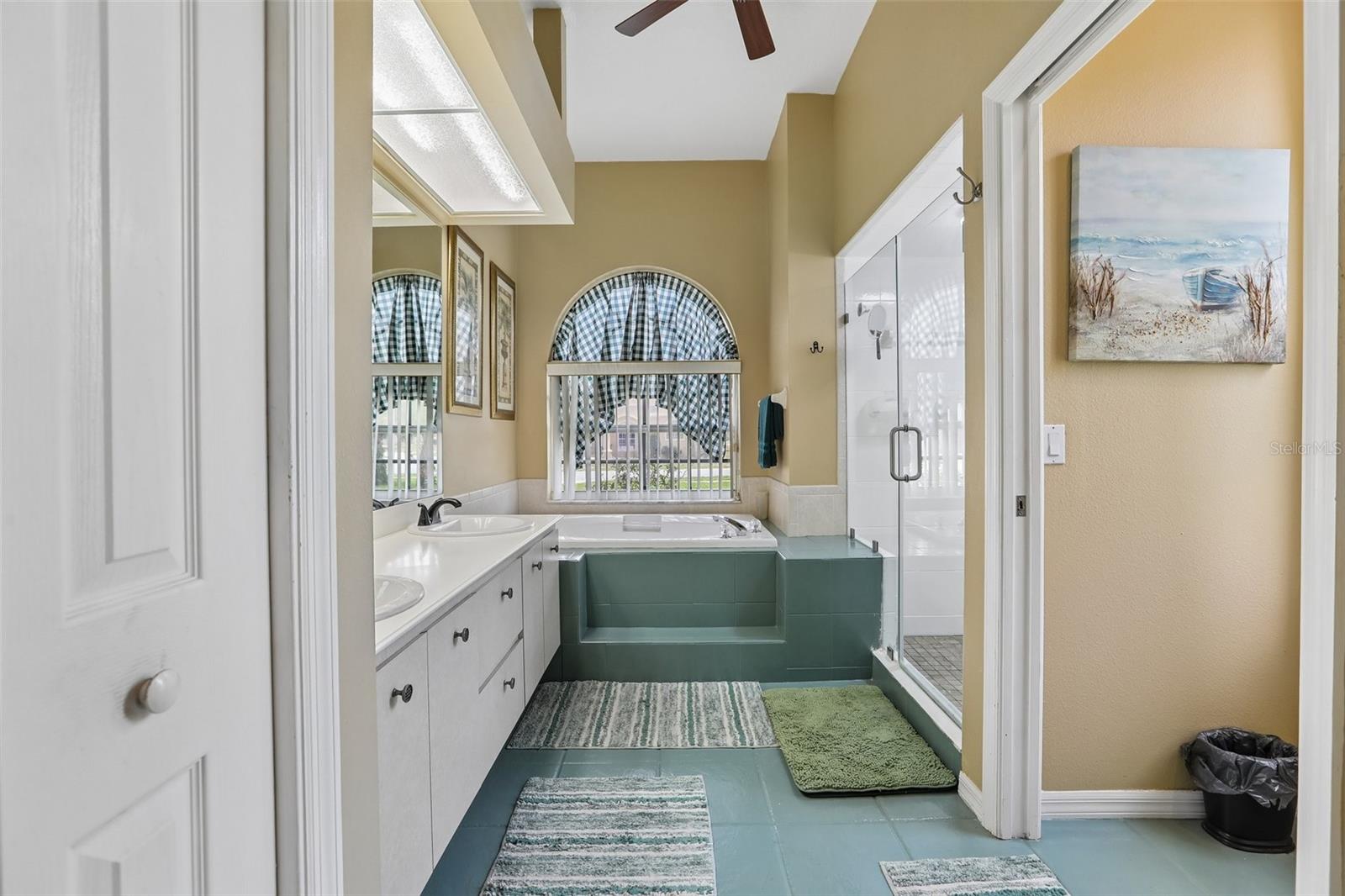 PRISTINE PLACE PH 2 - Residential