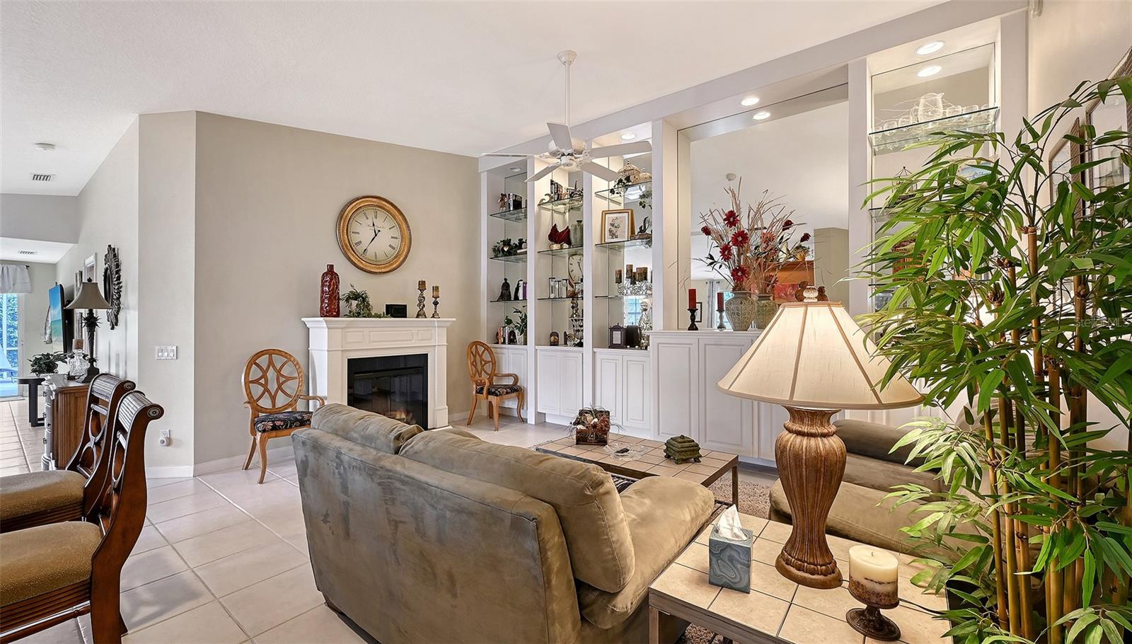 VILLAGEWALK - Residential