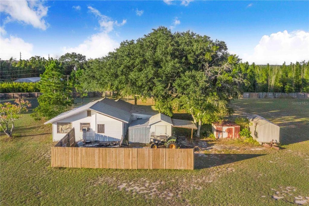 Photo of 1114 H L Smith Road, Haines City, FL 33844 (MLS # P4937038)