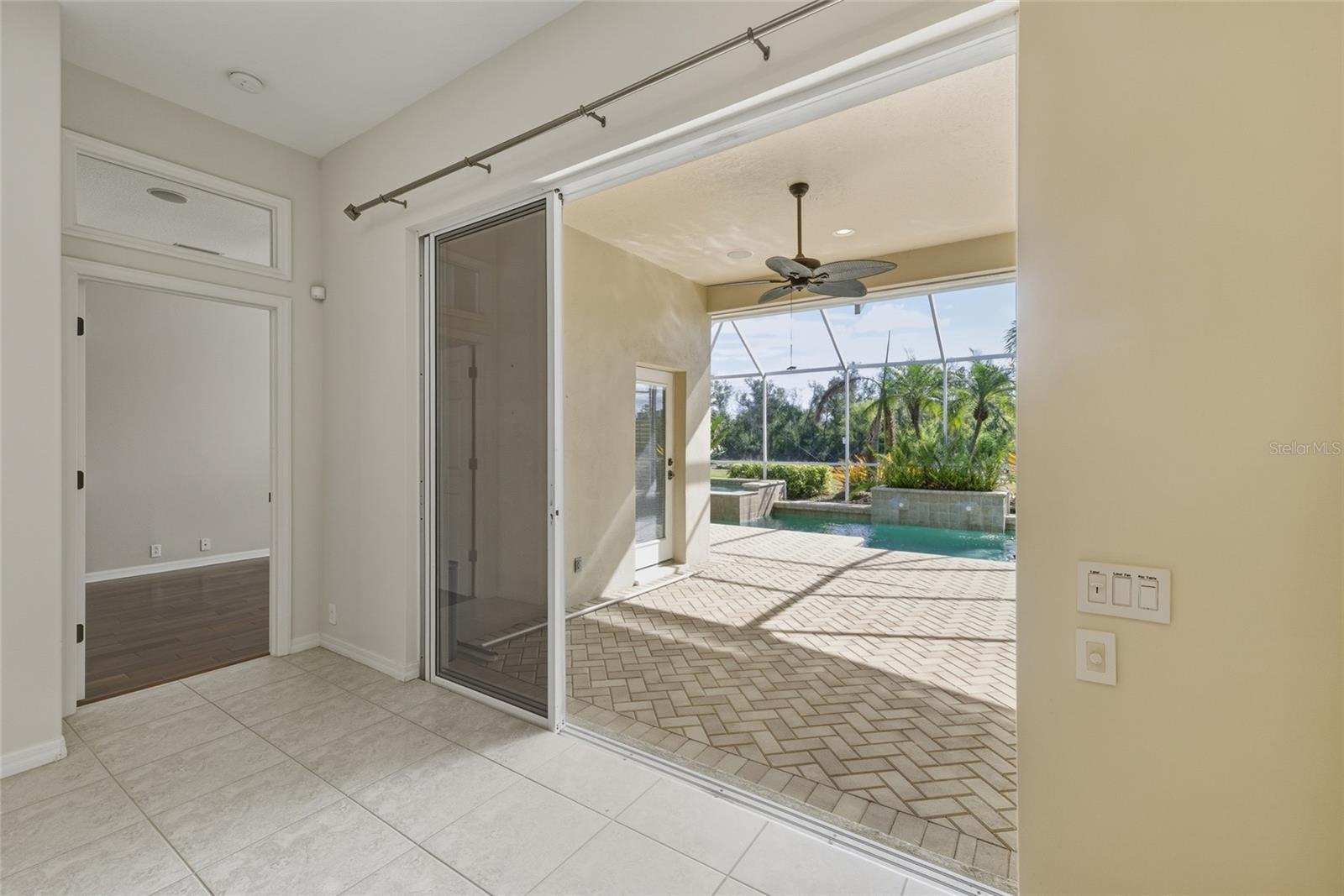 EDGEWATER VILLAGE SUBPHASE A - Residential