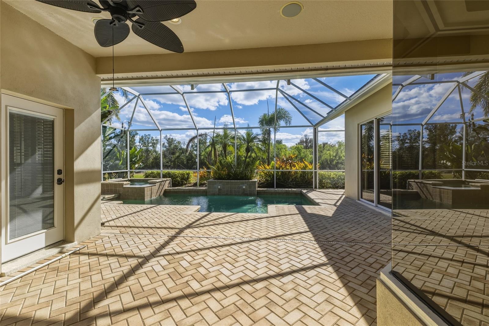 EDGEWATER VILLAGE SUBPHASE A - Residential