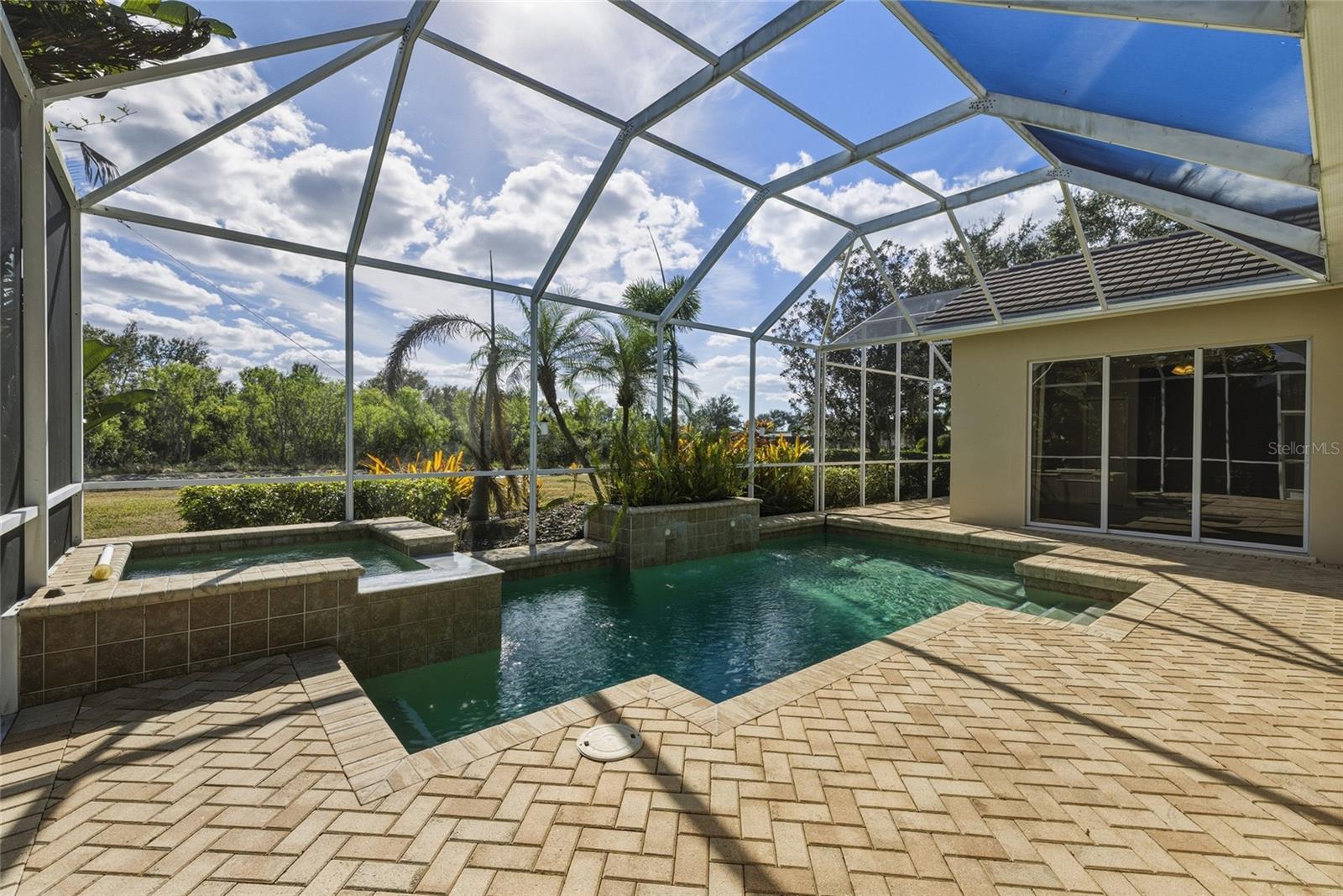 EDGEWATER VILLAGE SUBPHASE A - Residential