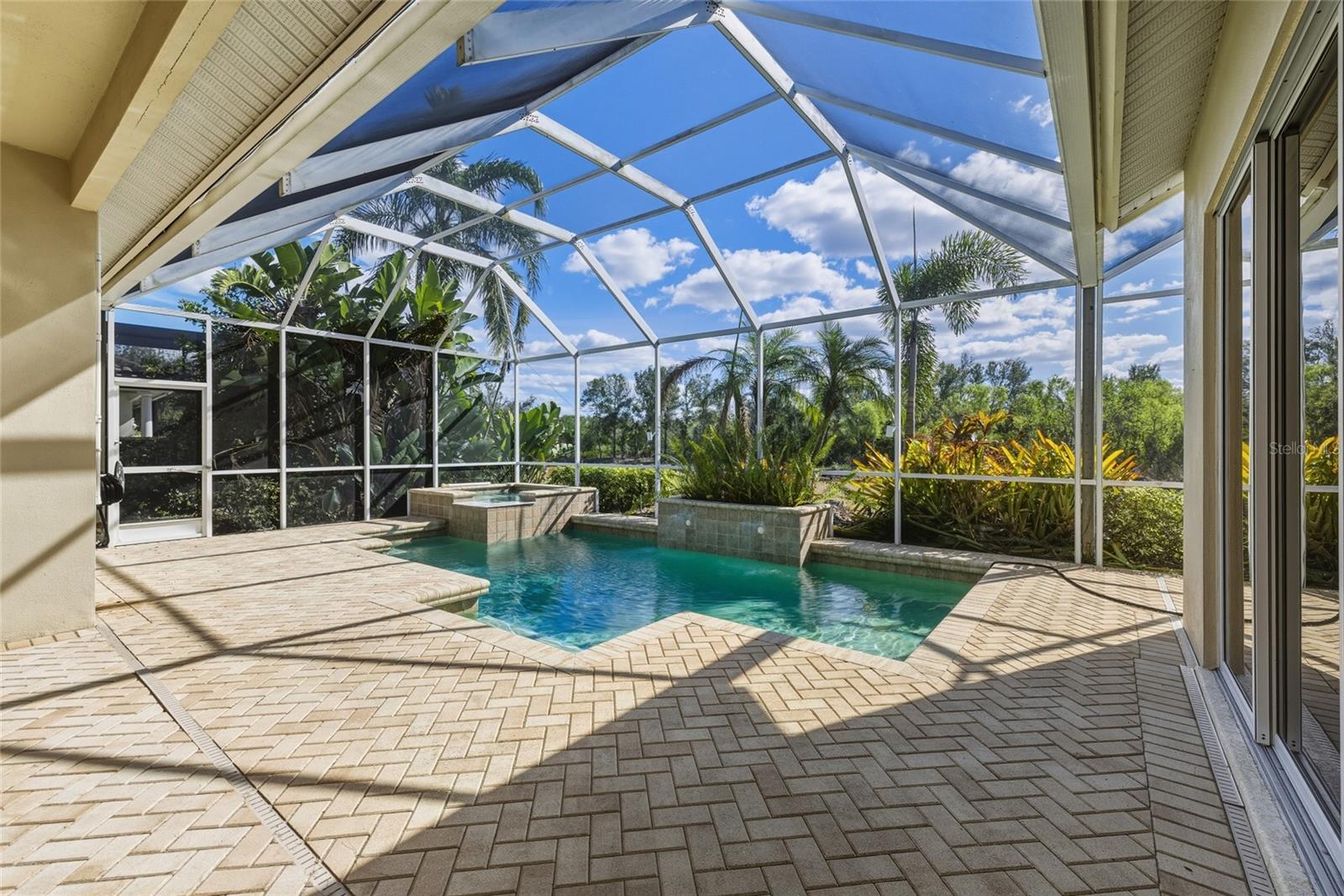 EDGEWATER VILLAGE SUBPHASE A - Residential