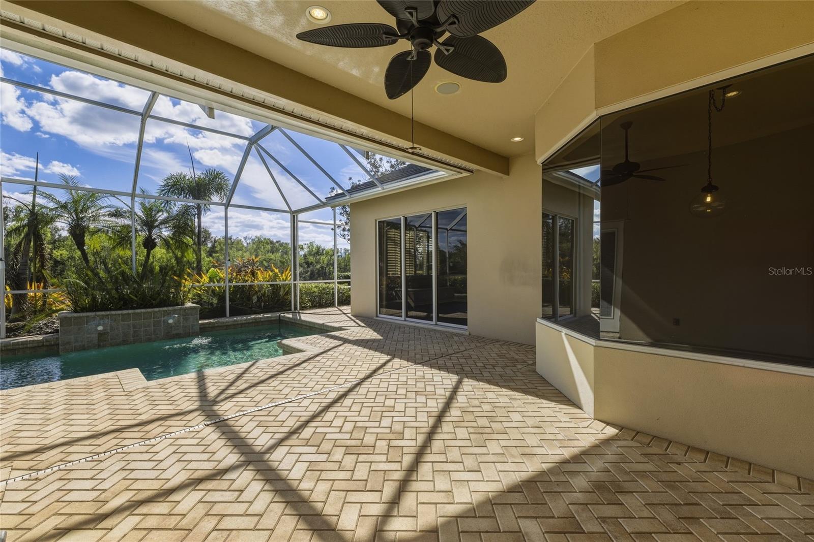 EDGEWATER VILLAGE SUBPHASE A - Residential