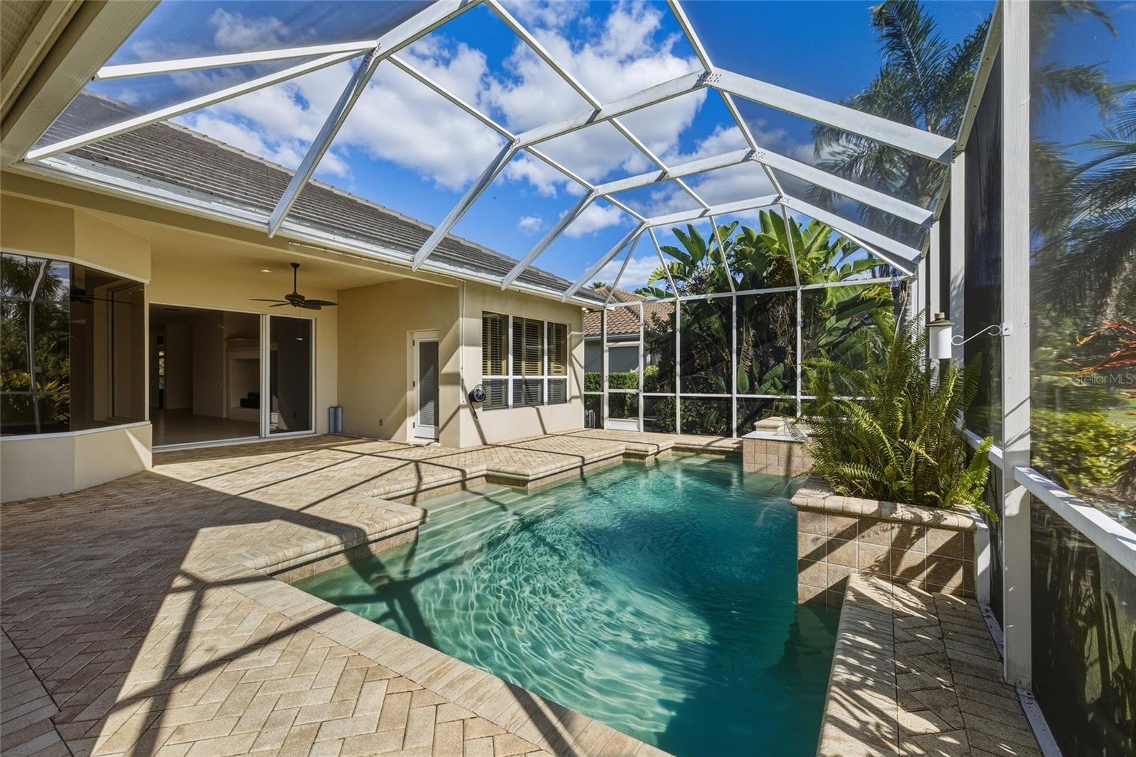 EDGEWATER VILLAGE SUBPHASE A - Residential