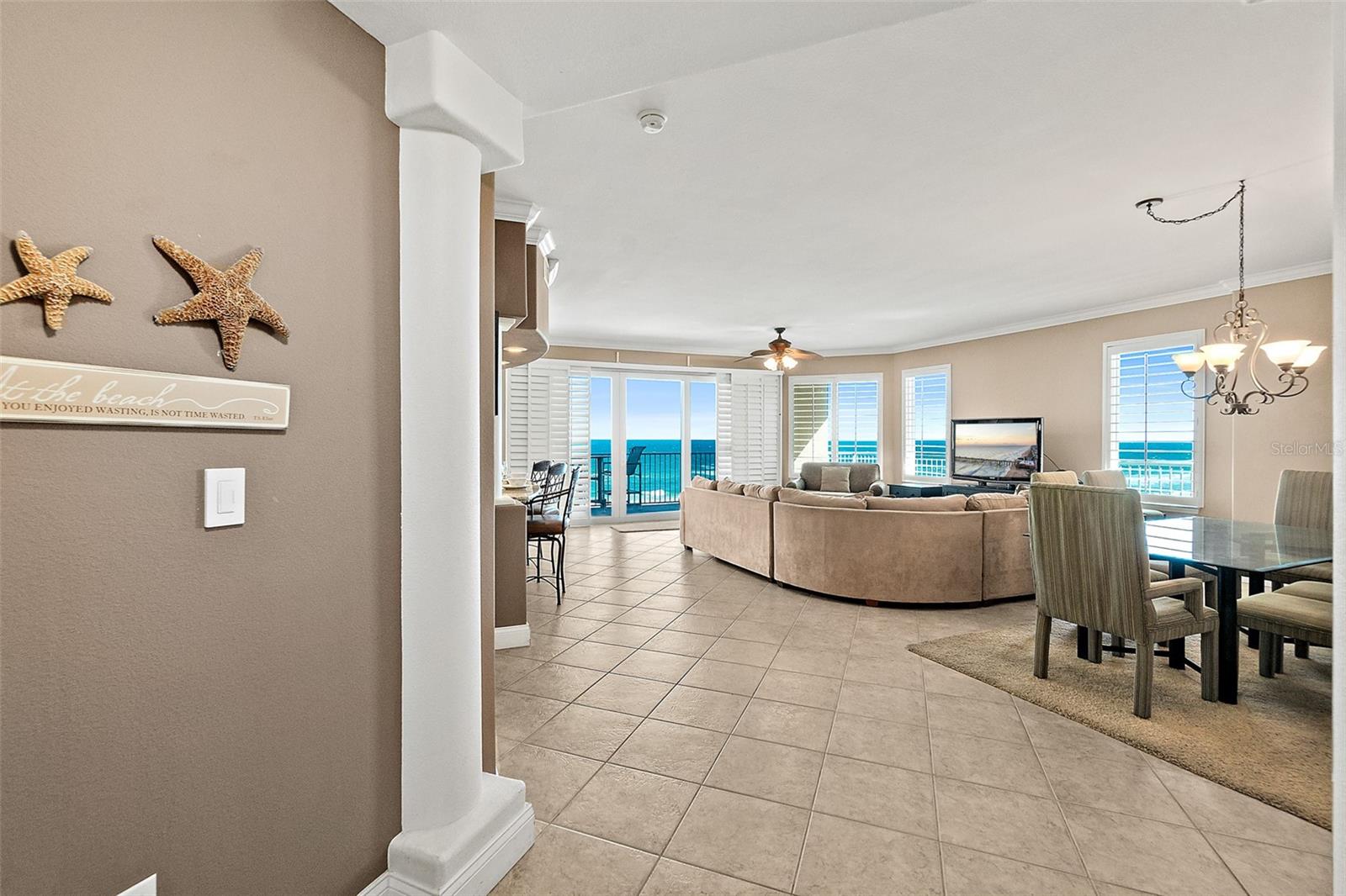 SALIDA DEL SOL CONDO - Residential