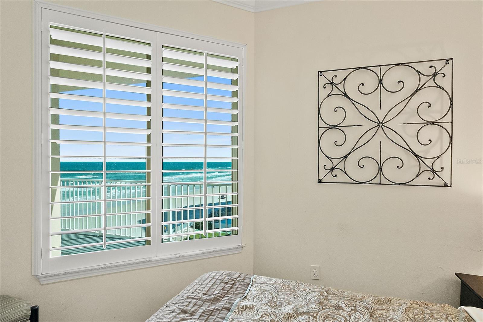 SALIDA DEL SOL CONDO - Residential