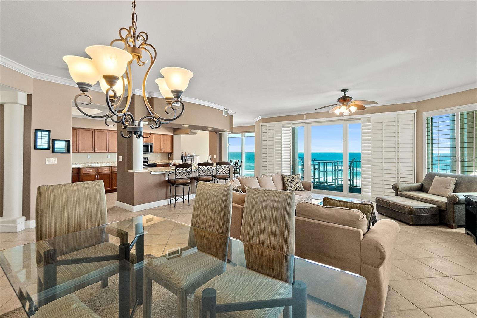 SALIDA DEL SOL CONDO - Residential