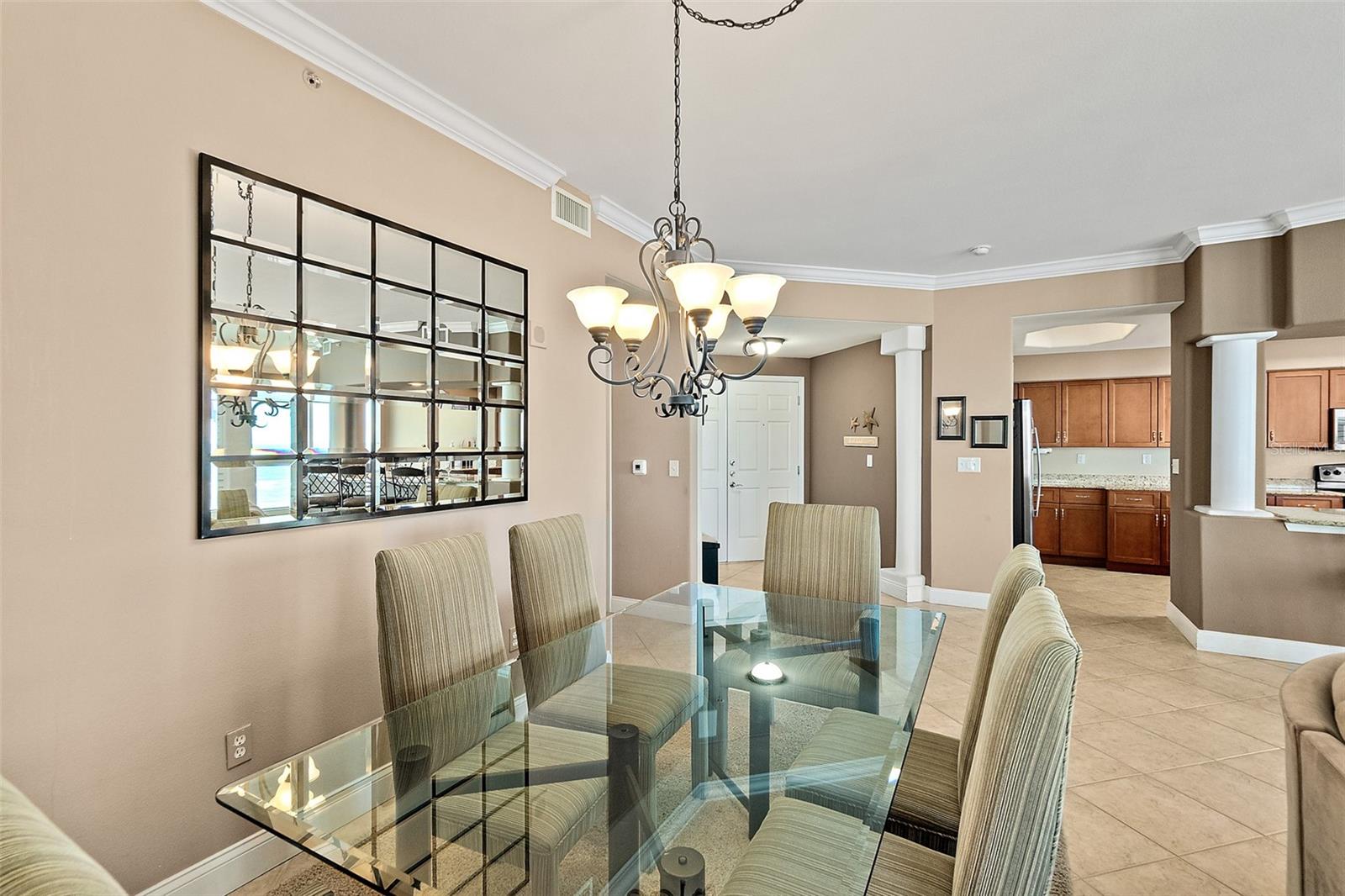 SALIDA DEL SOL CONDO - Residential