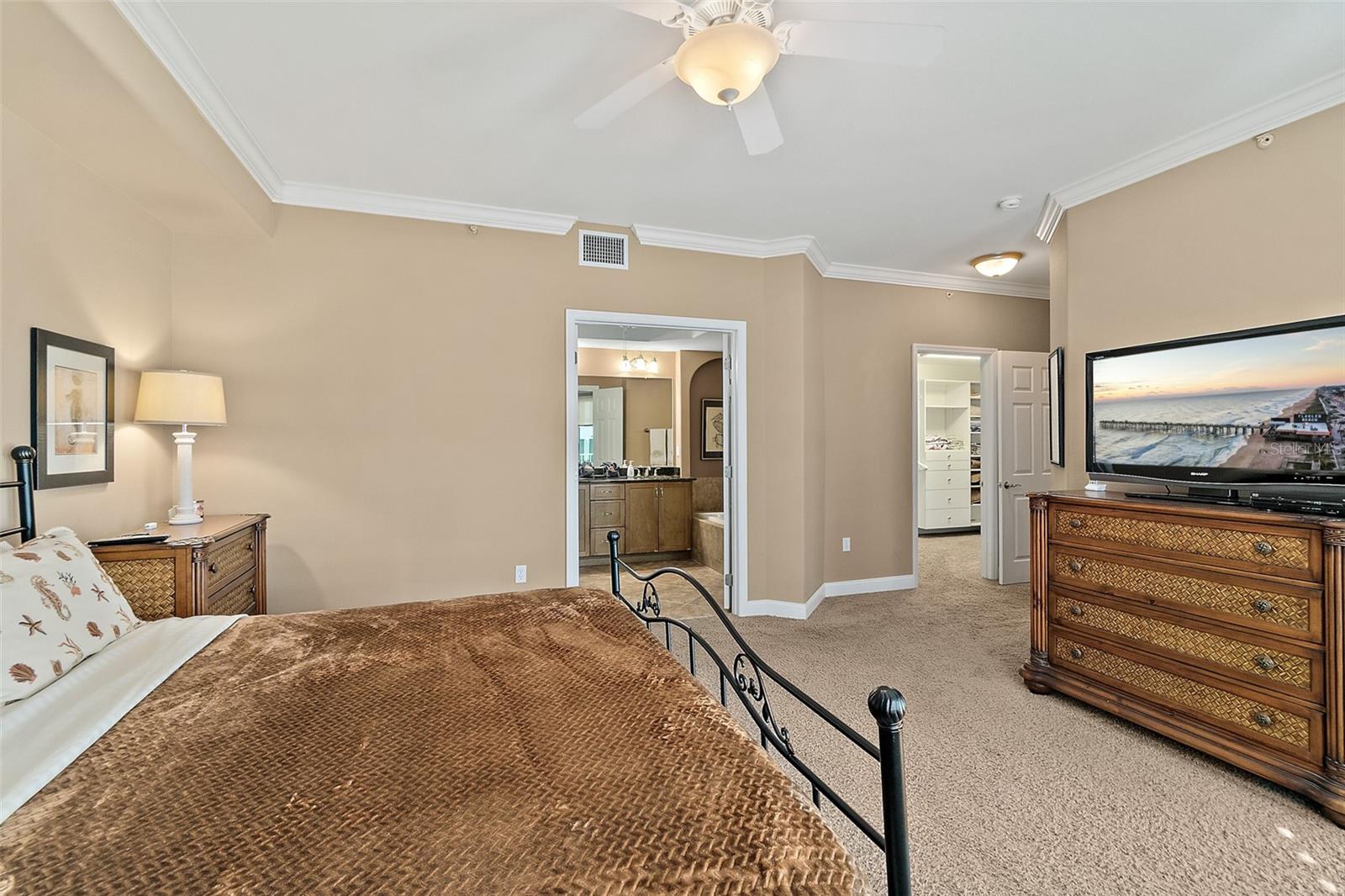 SALIDA DEL SOL CONDO - Residential