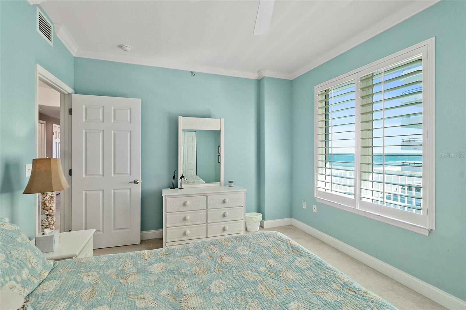 SALIDA DEL SOL CONDO - Residential