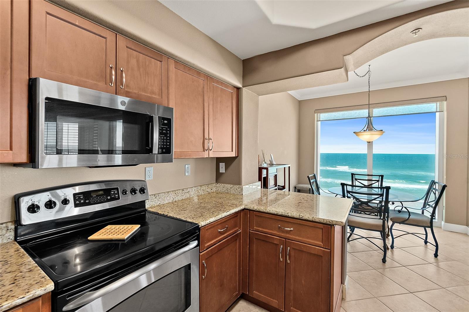 SALIDA DEL SOL CONDO - Residential