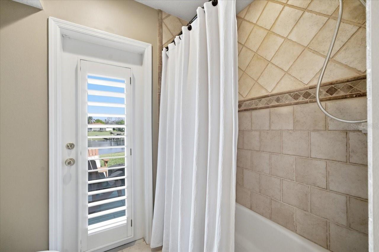 CARROLLWOOD SUB UNIT 1 - Residential