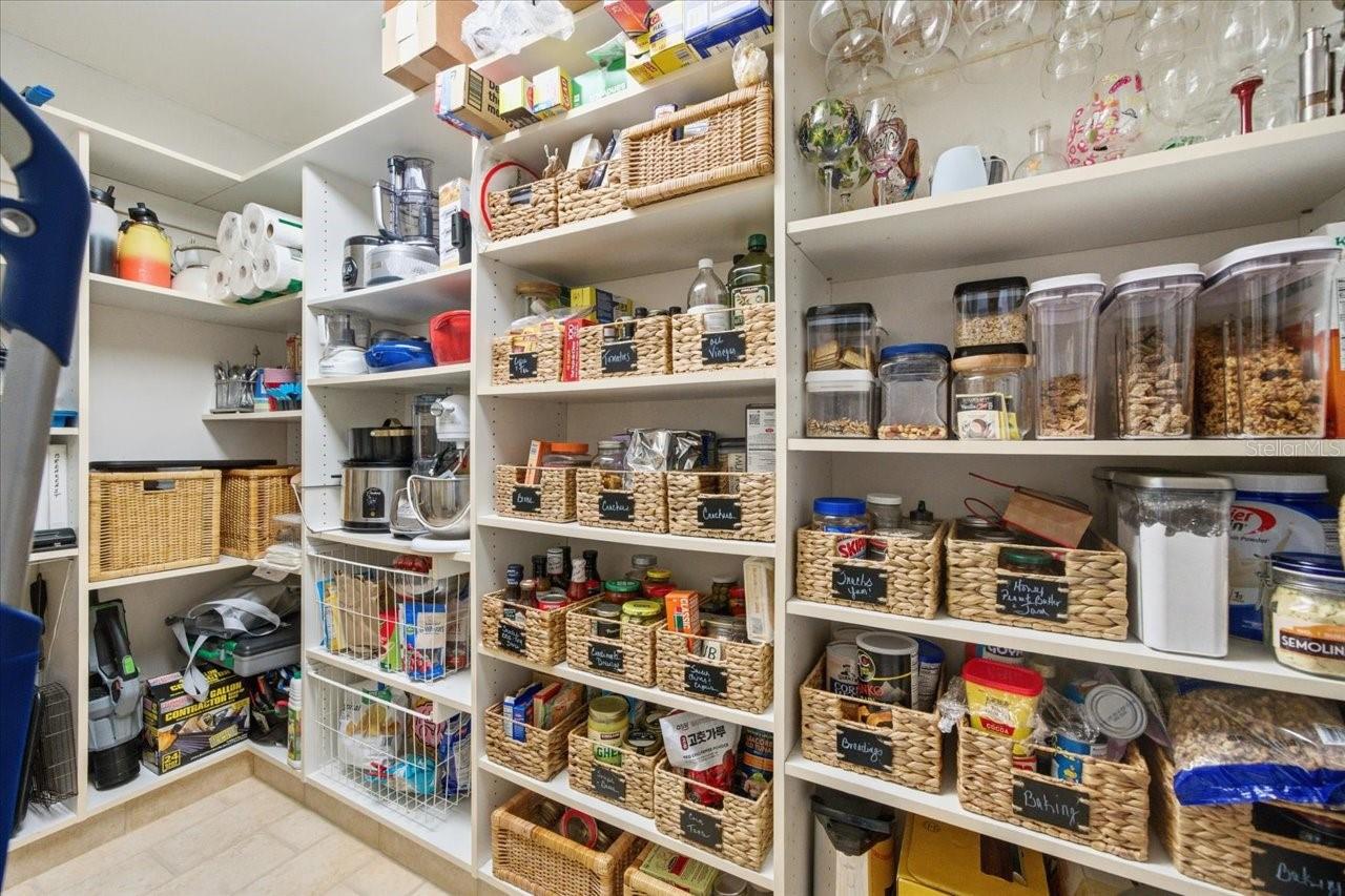 CARROLLWOOD SUB UNIT 1 - Residential