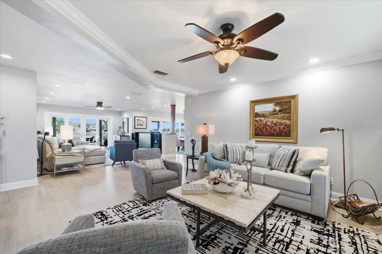 CARROLLWOOD SUB UNIT 1 - Residential