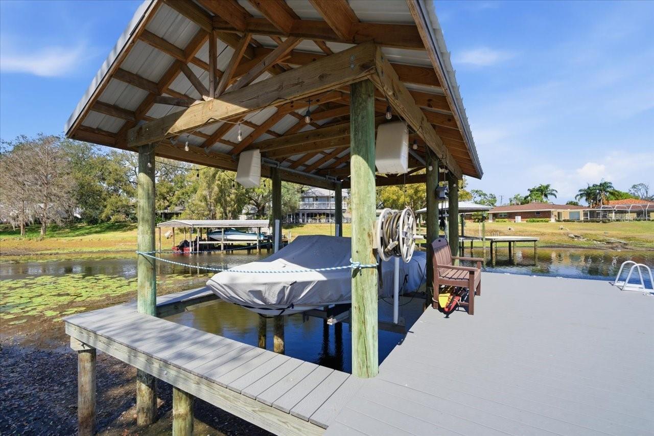 CARROLLWOOD SUB UNIT 1 - Residential