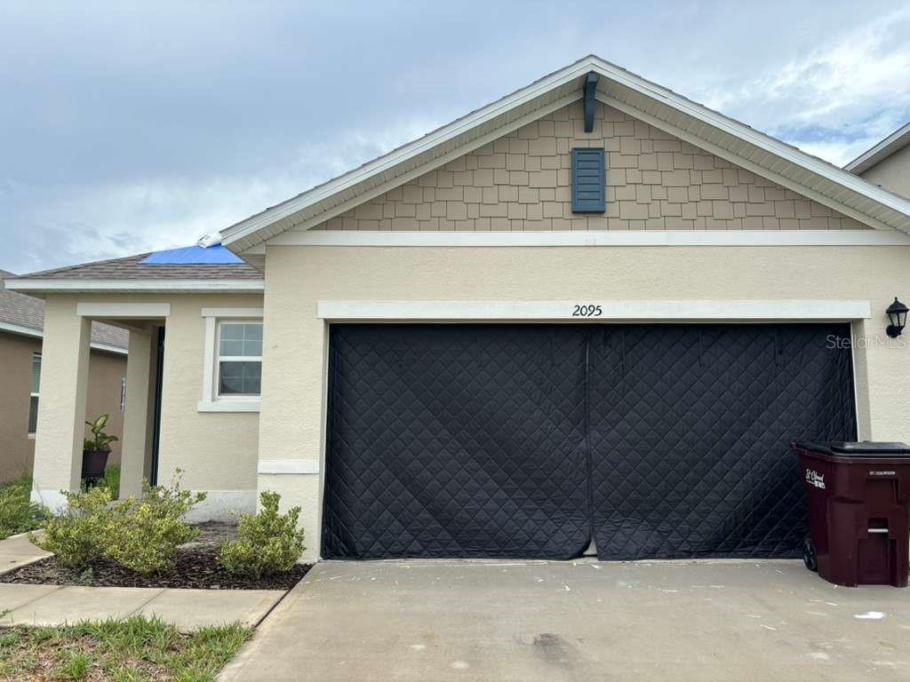 THOMPSON GROVE - Residential Lease