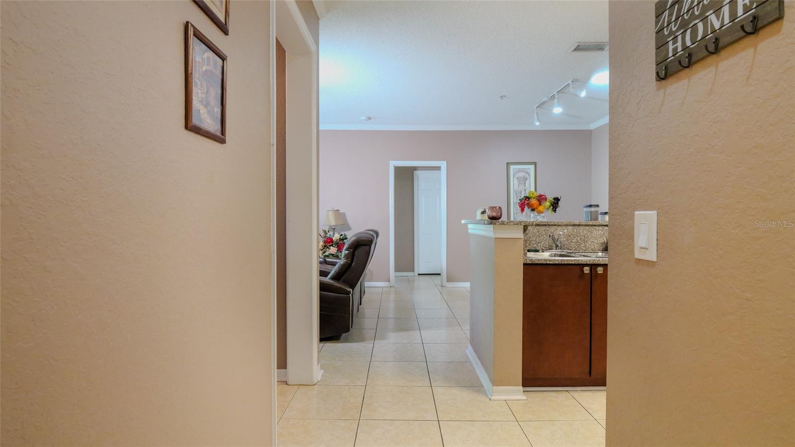 18001 RICHMOND PLACE DRIVE 1122