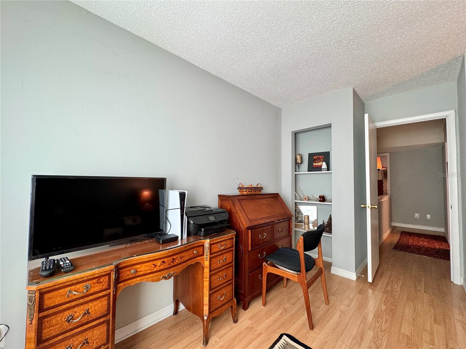 BENEVA RIDGE - Residential