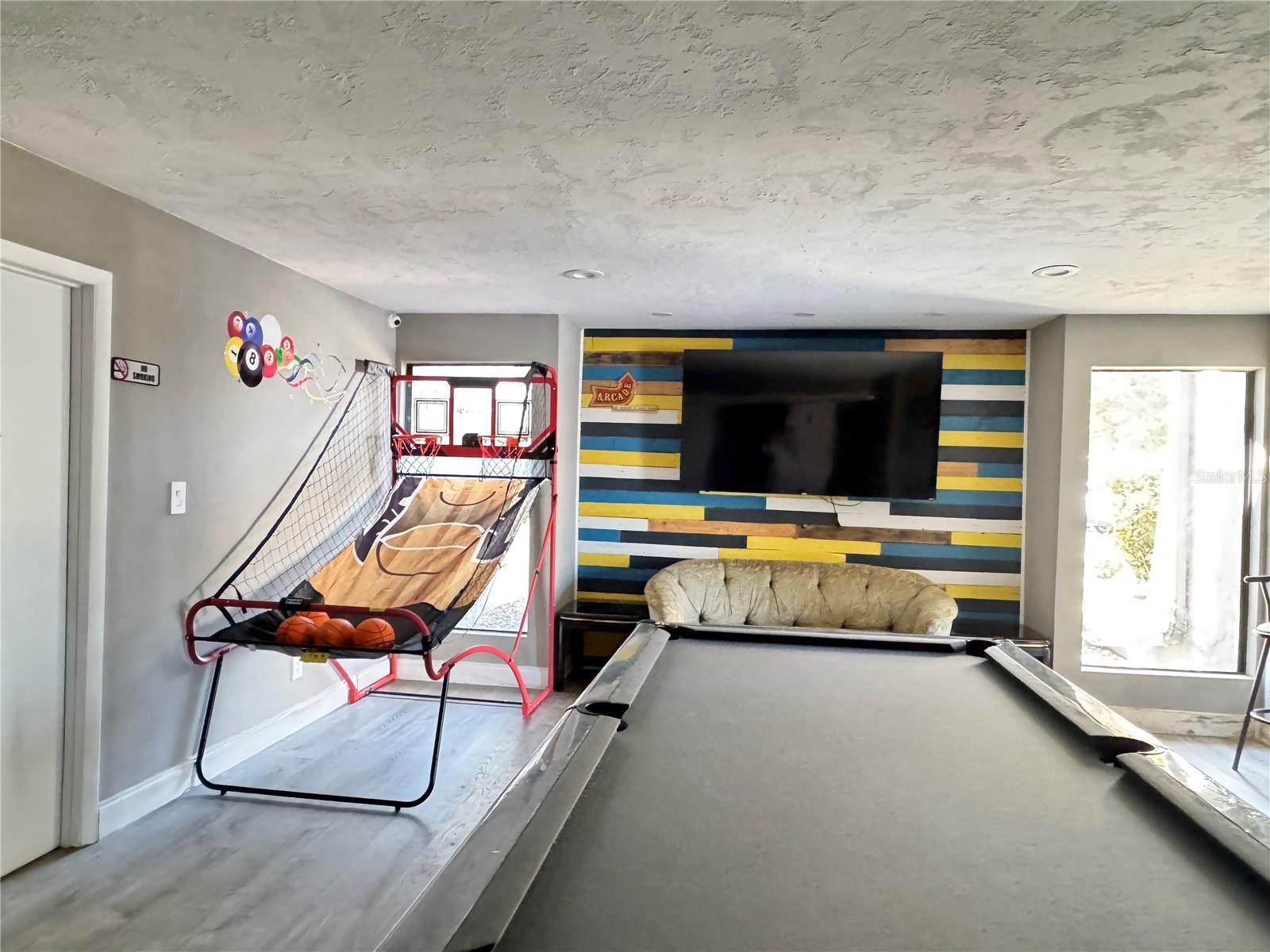 BENEVA RIDGE - Residential