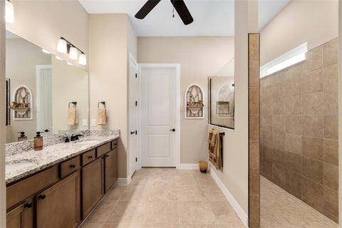 Tiny photo for 5897 SW 90th Court Road, Ocala, FL 34481 (MLS # OM725638)