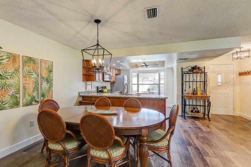 GOLF VIEW VILLAS CONDO 02 - Residential