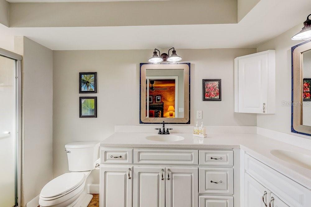 GOLF VIEW VILLAS CONDO 02 - Residential