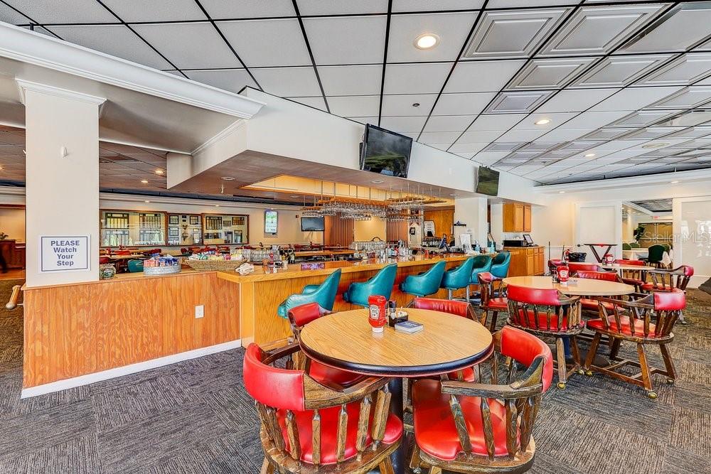 GOLF VIEW VILLAS CONDO 02 - Residential