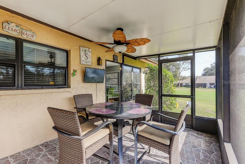 GOLF VIEW VILLAS CONDO 02 - Residential