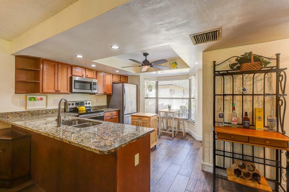 GOLF VIEW VILLAS CONDO 02 - Residential